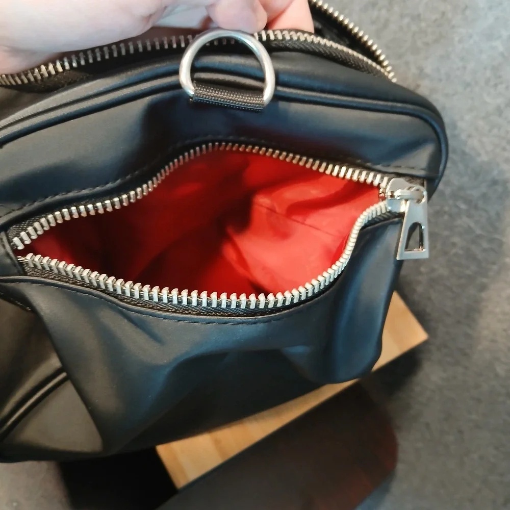 Limited Edition Versace Fragrances Duffel Bag Brand New w/ dust cover